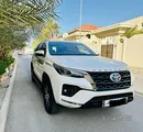 2022 Toyota Fortuner Standard - 7 Seats, Petrol, Automatic